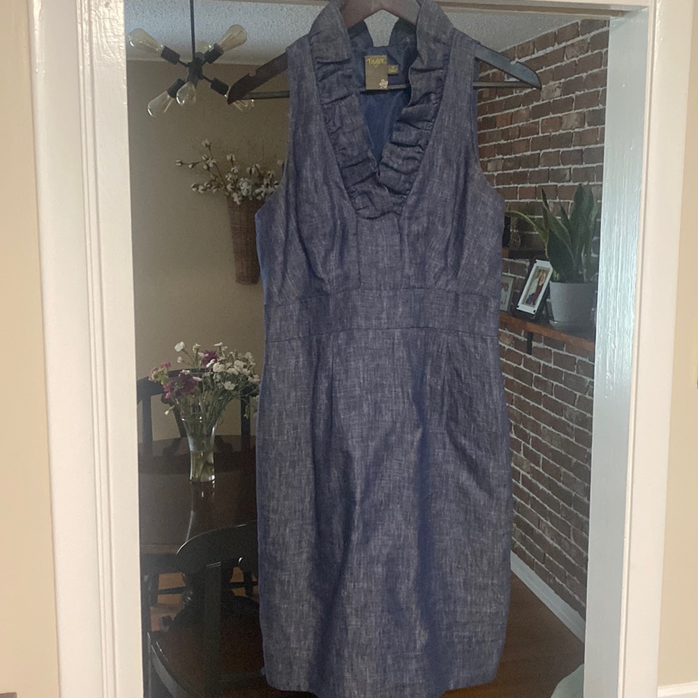 Women’s Dress.